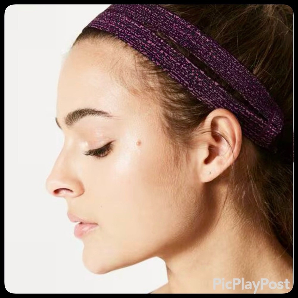 Lululemon Criss Cross Women's Headband (NWOT)